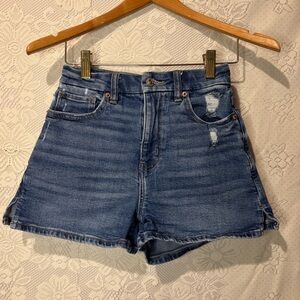 💋3 for $25 American eagle curvy mom denim shorts